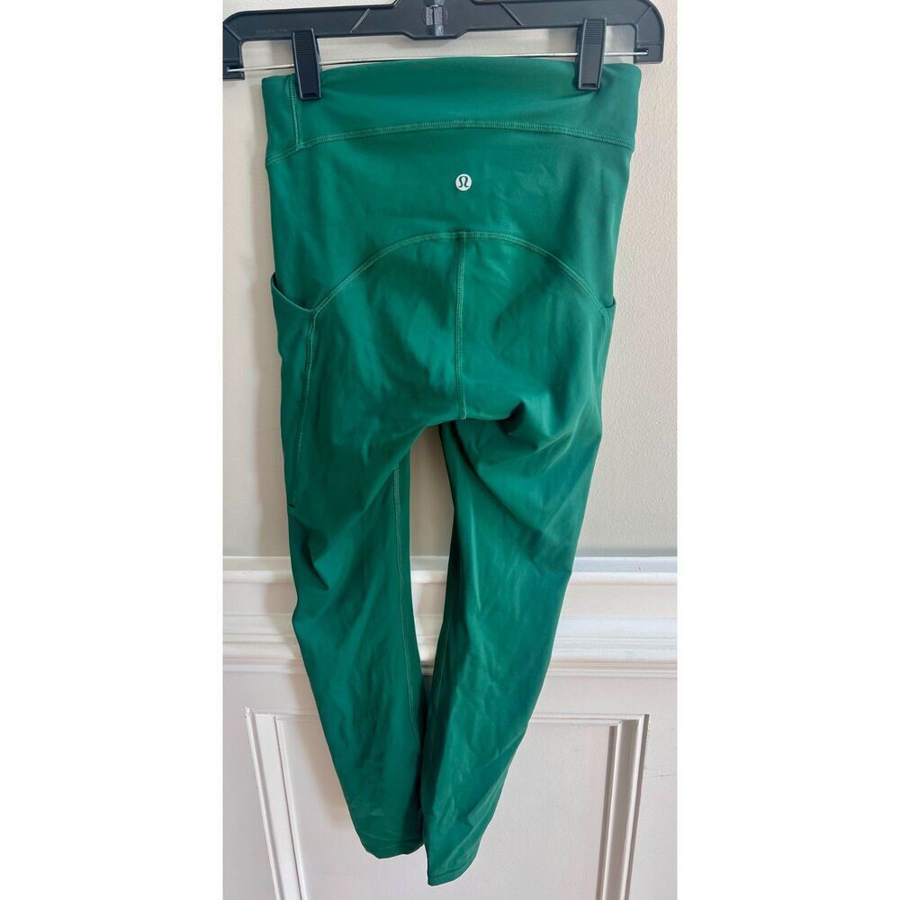 Lululemon Power Thru High Rise Green Leggings size 4 with pockets - Picture 2 of 5